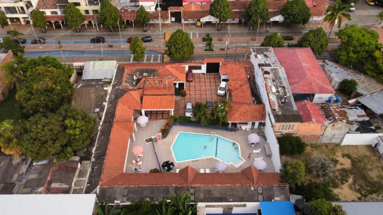 Hotel Villa Ricaurte Bagian luar foto