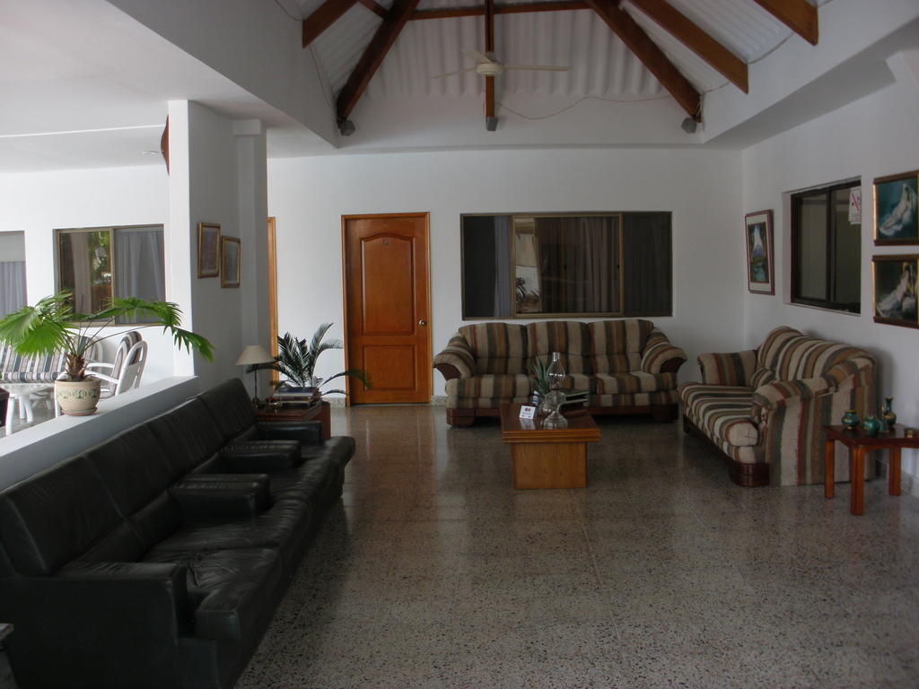 Hotel Villa Ricaurte Bagian luar foto